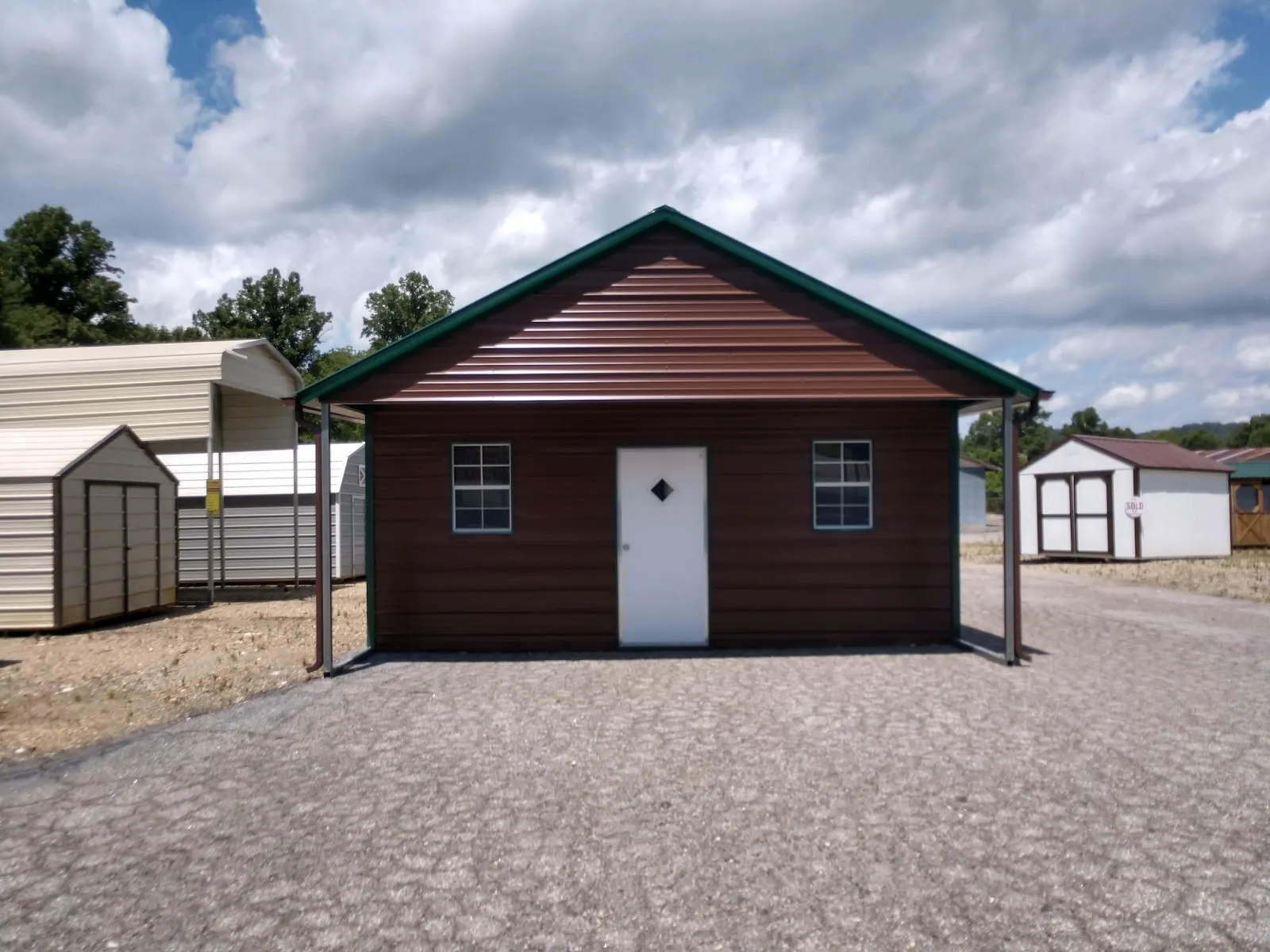 4 Seasons storage building on the Hiawassee sales lot
